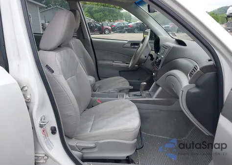 2009 Subaru Forester 2.5X z USA, uszkodzony, nr VIN JF2SH636X9H707059